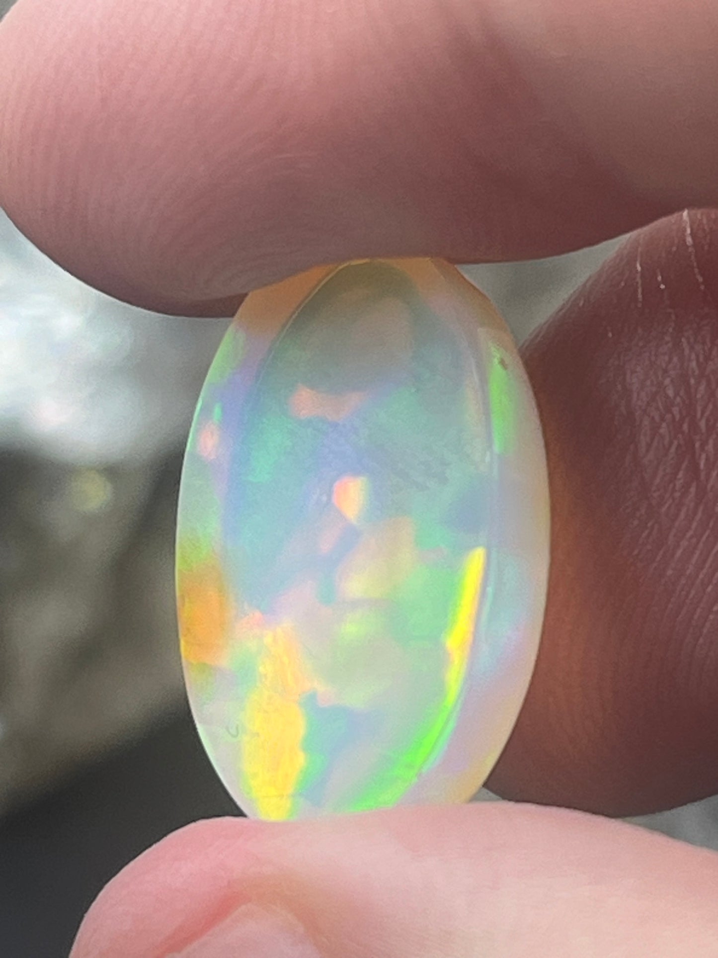 12.63 Ct Natural Oval Honeycomb Ethiopian Cabochon Opal.