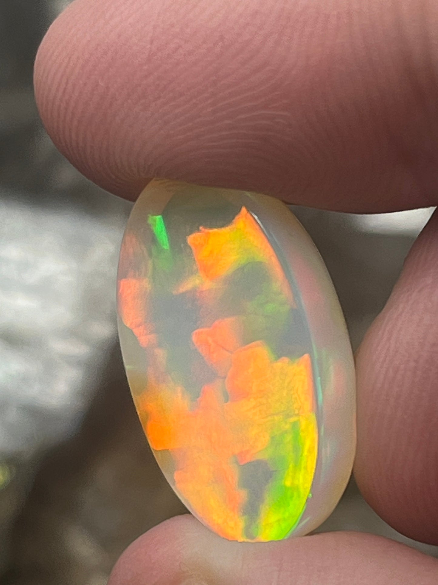 12.63 Ct Natural Oval Honeycomb Ethiopian Cabochon Opal.