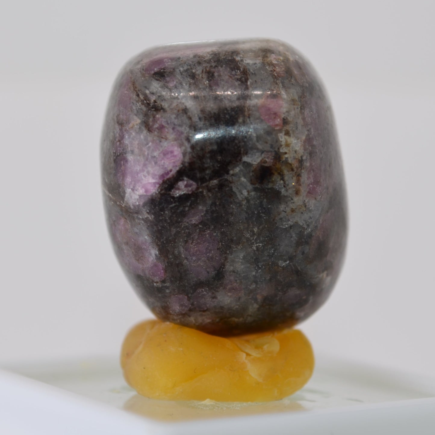 Astrophyllite Garnet